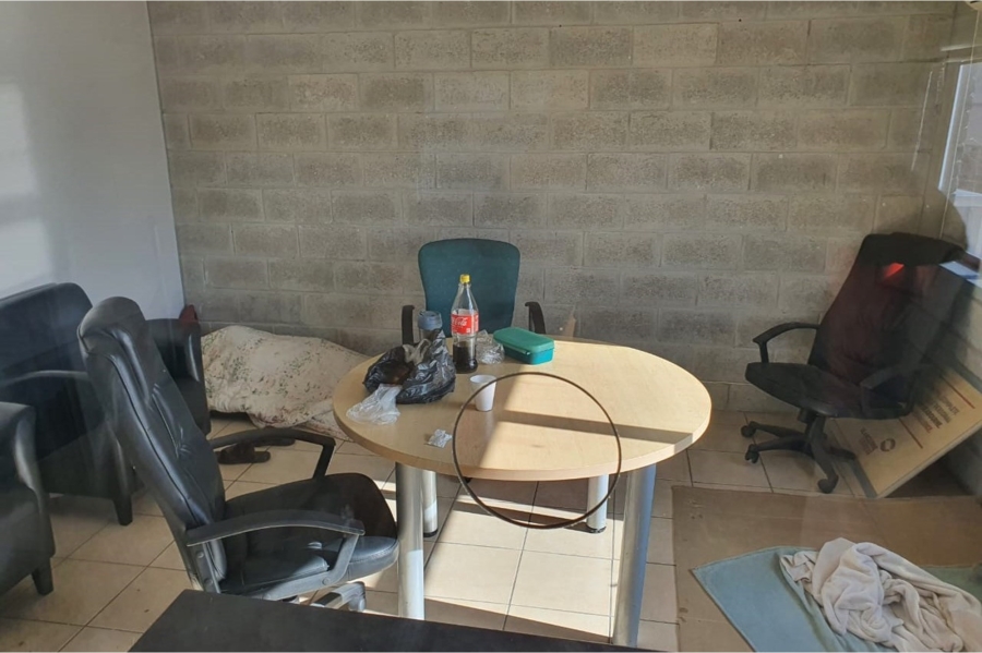 To Let commercial Property for Rent in Walmer Eastern Cape
